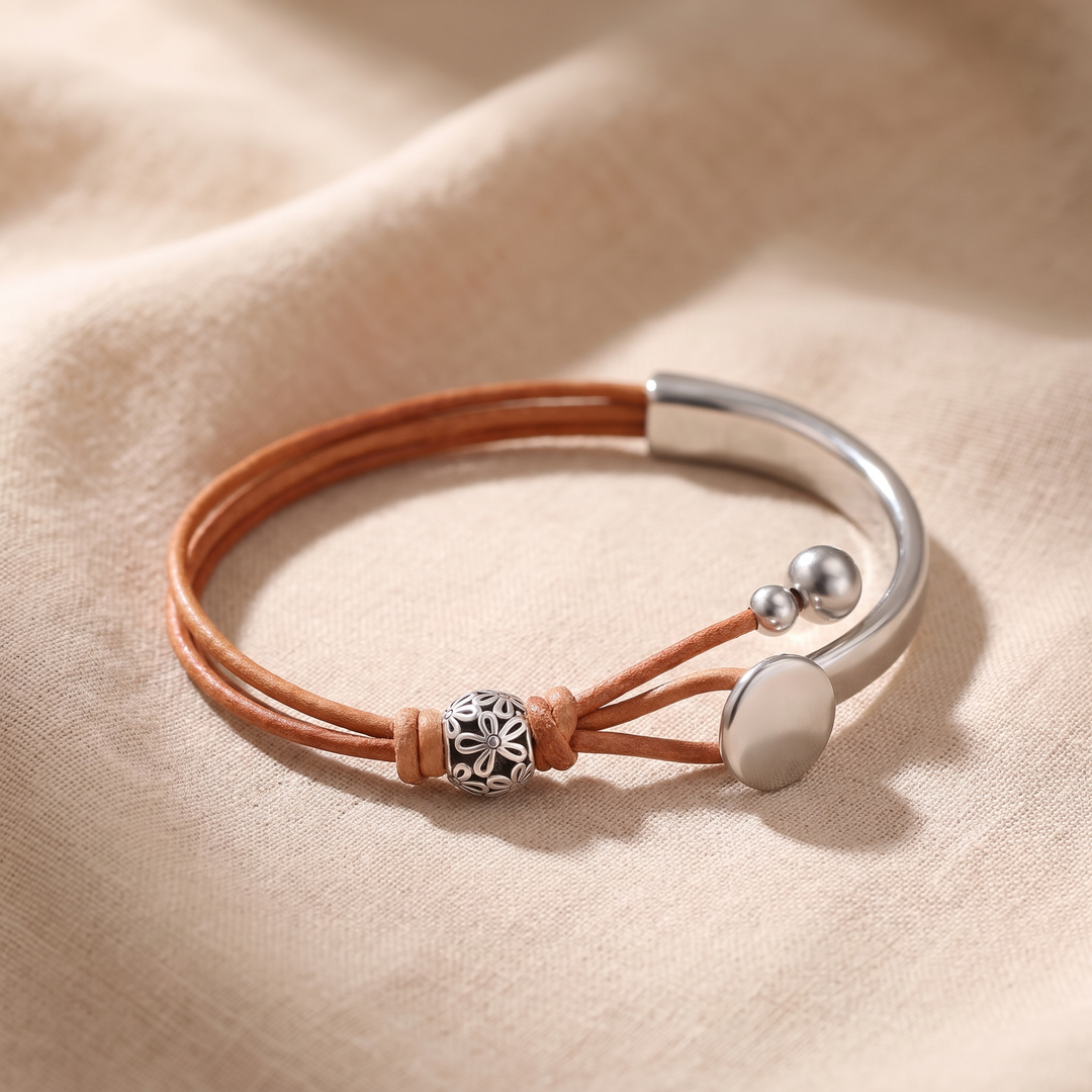 BEATRICE | DISC CHARM LEATHER CUFF BRACELET