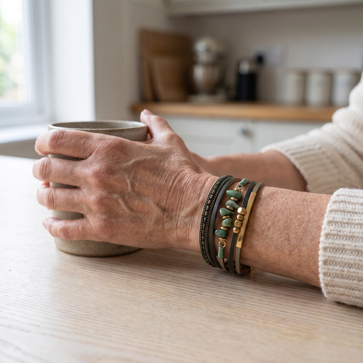 AGNES | GREEN STONE CHIP LEATHER BRACELET